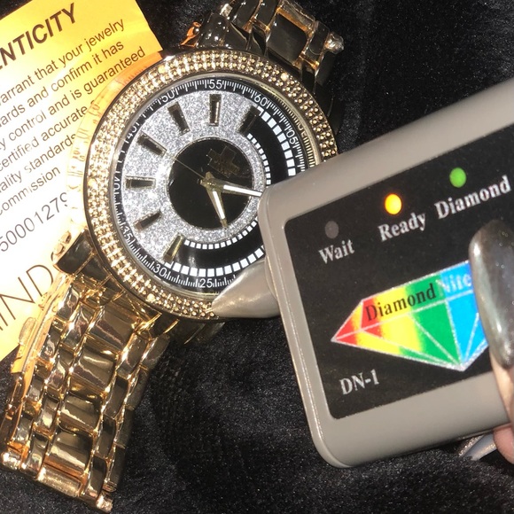 Real Diamond mens watch Not CZ! Best gift limited - Picture 4 of 14